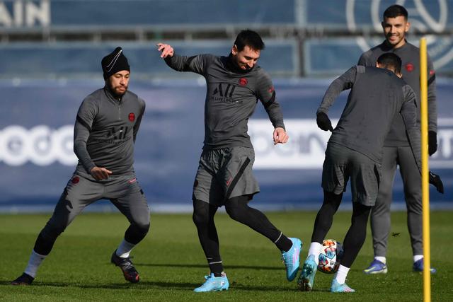 敢打敢拼！赵睿13中7砍下中国男篮最高的17分